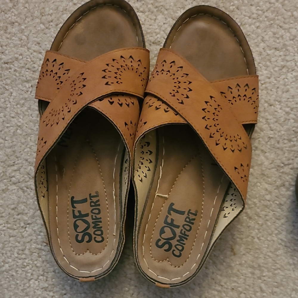 Women's Tan Sandals